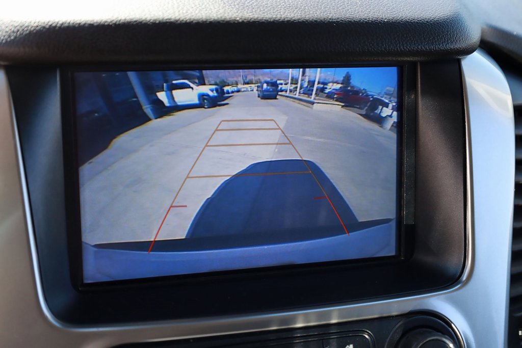 Used 2019 Chevrolet Suburban LT image 16