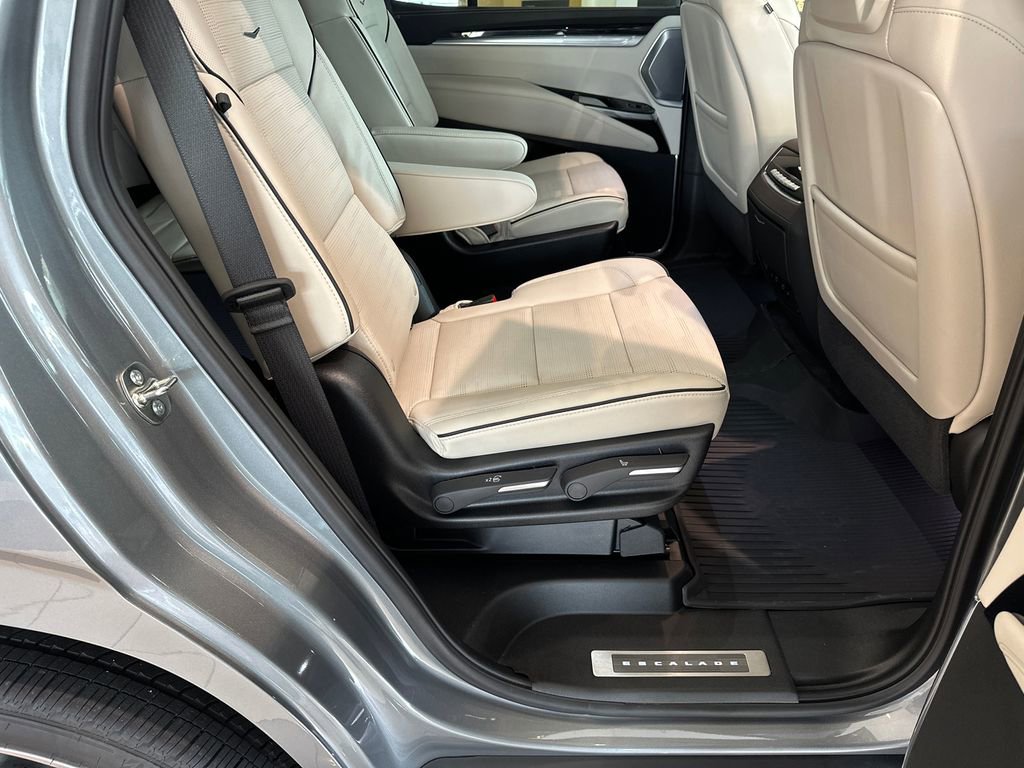 Certified 2026 Cadillac Escalade Sport w/ Touring Package image 15