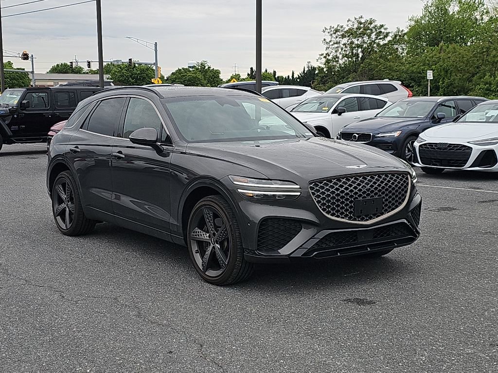 Used 2023 Genesis GV70 2.5T w/ Sport Prestige Package AWD/4WD image 1