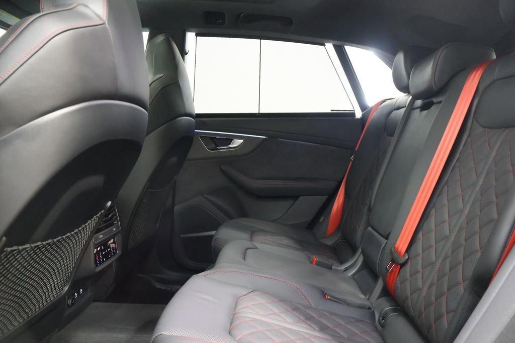 Used 2025 Audi SQ8 Prestige w/ Prestige Package image 27