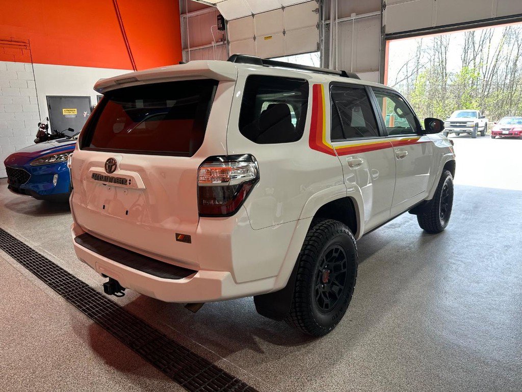 Used 2023 Toyota 4Runner 40th Anniversary SE image 5