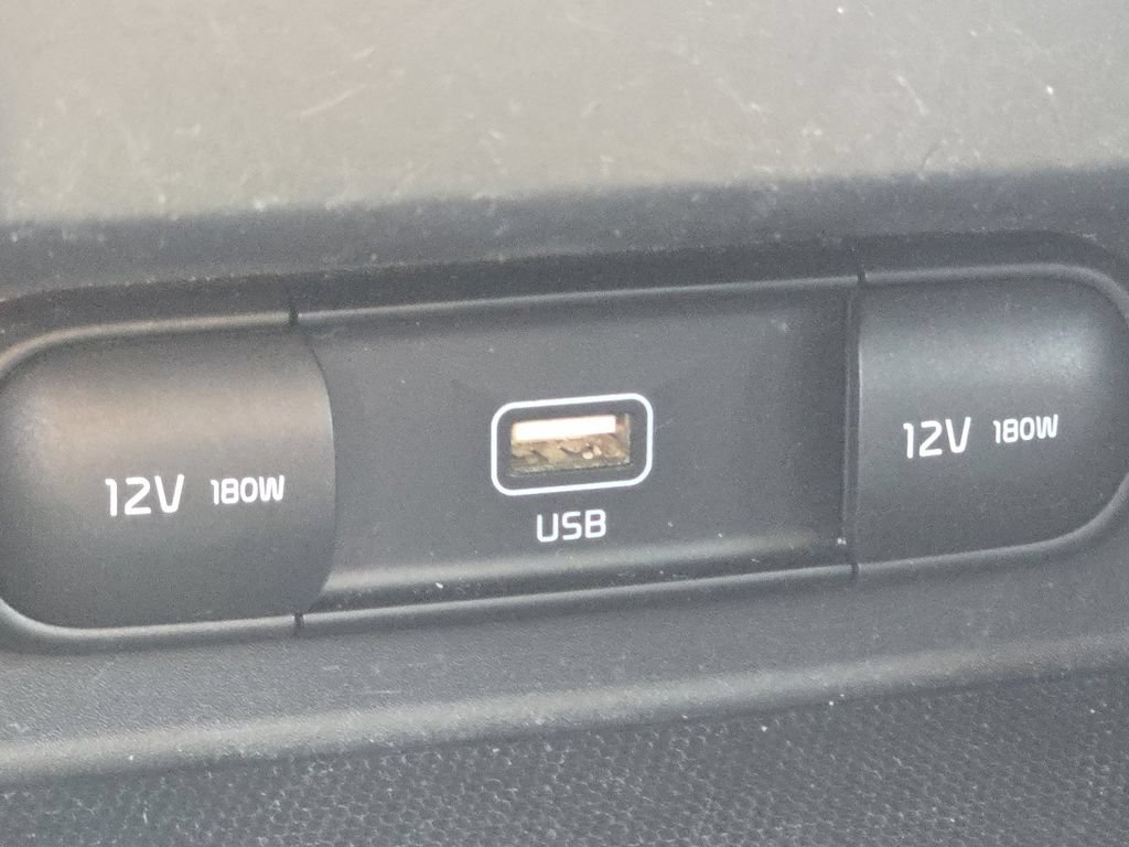 Used 2021 Kia Seltos S AWD/4WD image 26