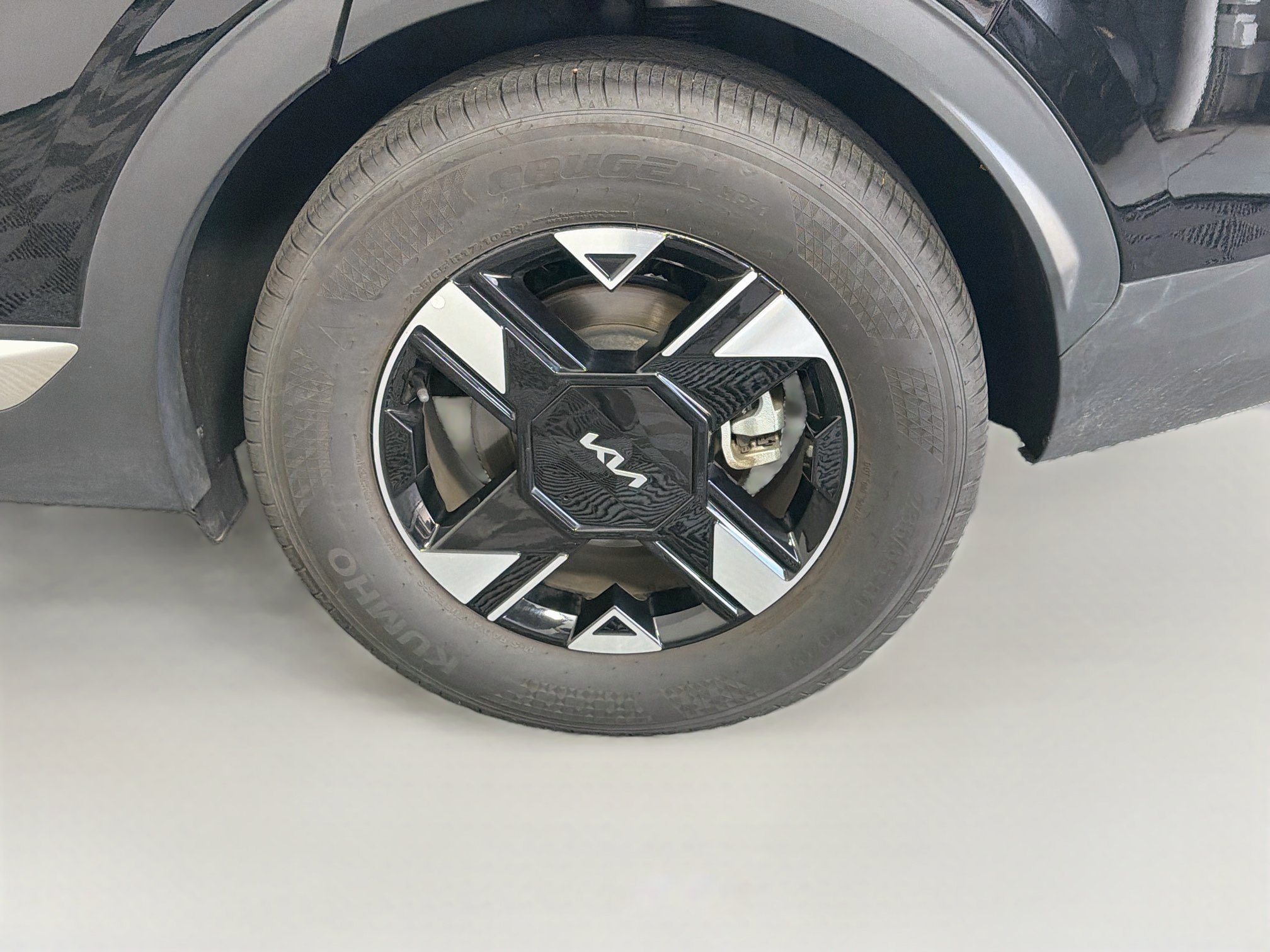 Used 2026 Kia Sportage LX FWD image 11