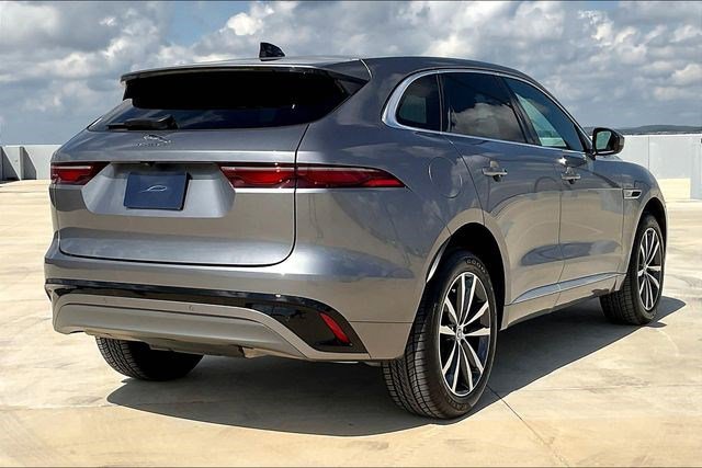 New 2025 Jaguar F-PACE R-Dynamic S AWD/4WD image 2