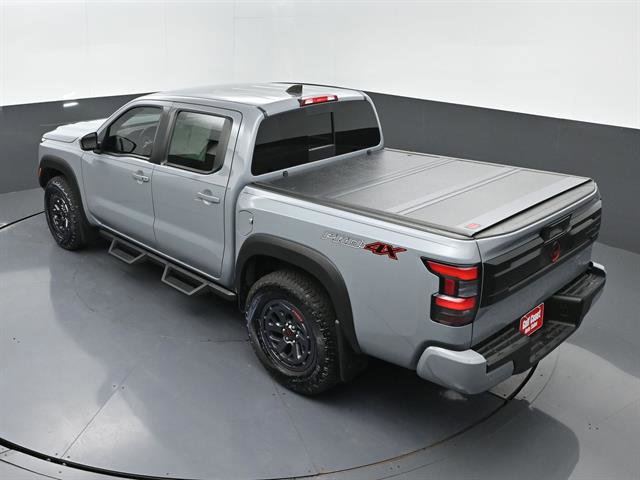Used 2025 Nissan Frontier PRO-4X image 43