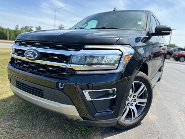 Used 2024 Ford Expedition Limited image 10
