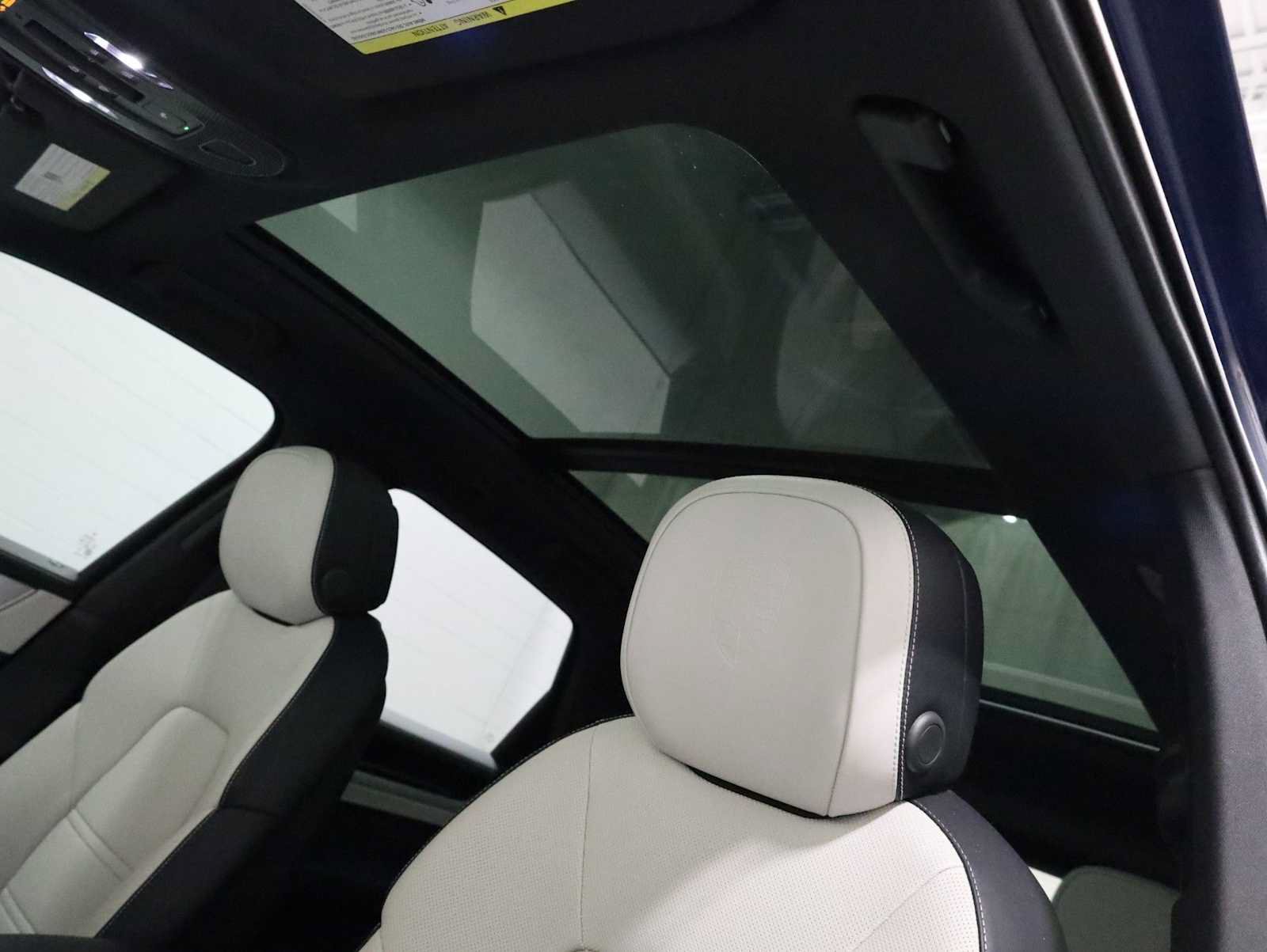 Certified 2025 Porsche Cayenne E-Hybrid AWD/4WD image 20