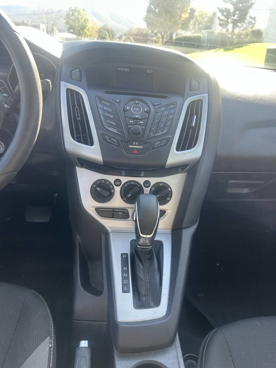 Used 2014 Ford Focus SE image 3