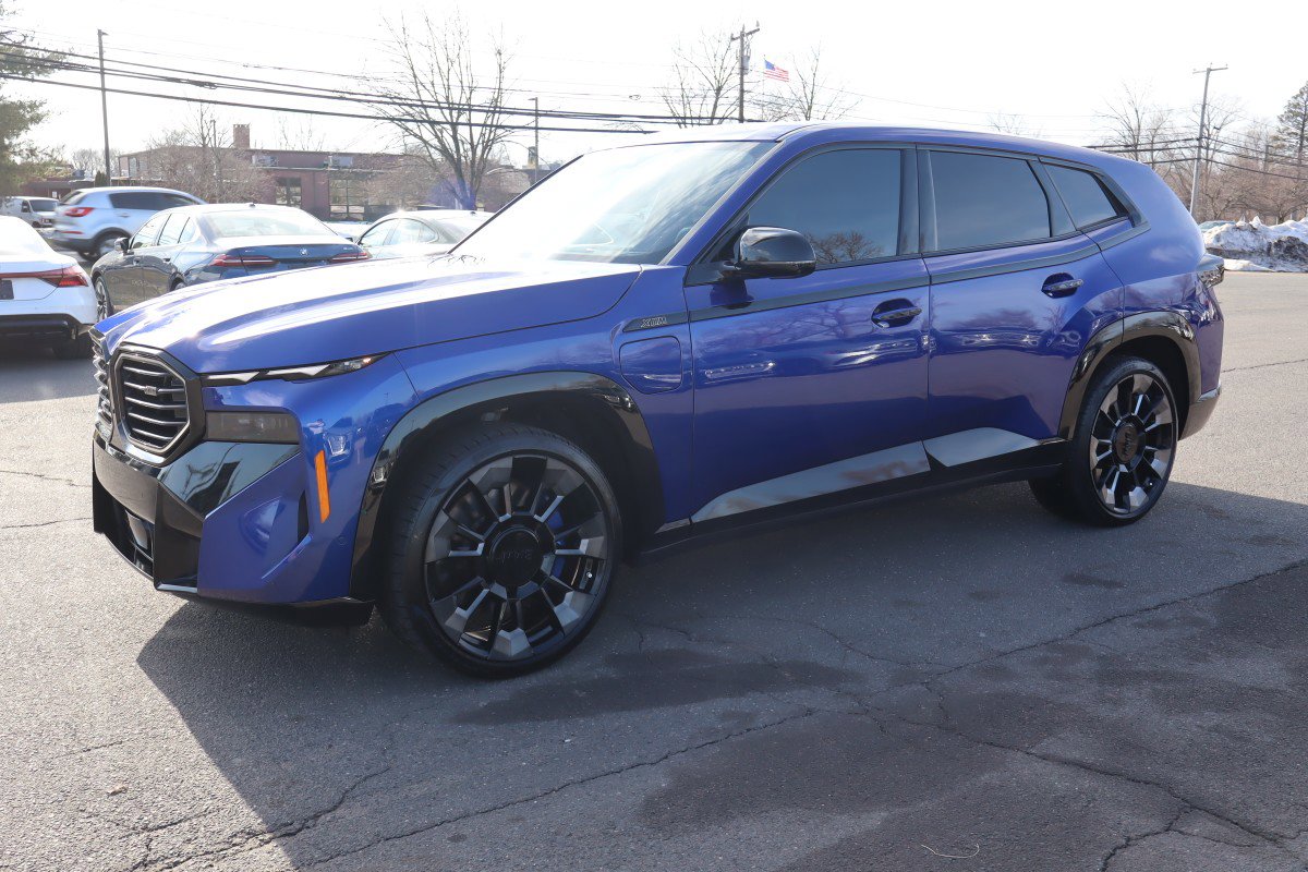 Used 2024 BMW XM AWD/4WD image 1