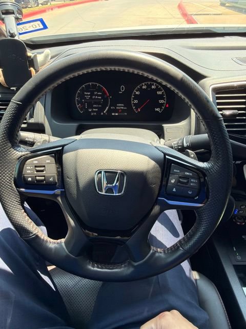 Used 2025 Honda Ridgeline Black Edition image 17