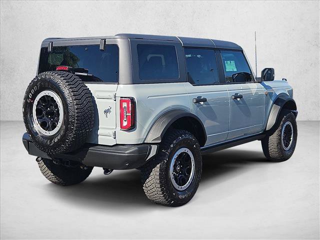 Used 2022 Ford Bronco Badlands AWD/4WD image 7