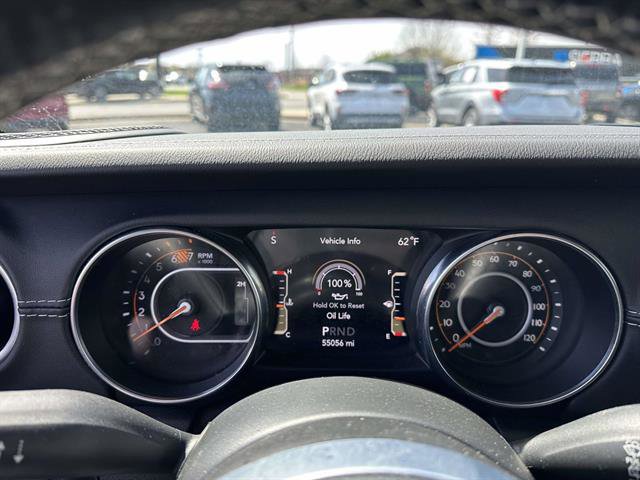 Used 2021 Jeep Wrangler Unlimited Sahara w/ Uconnect 4C Nav & Sound Group AWD/4WD image 15