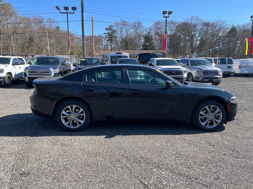 Used 2021 Dodge Charger SXT AWD/4WD image 4