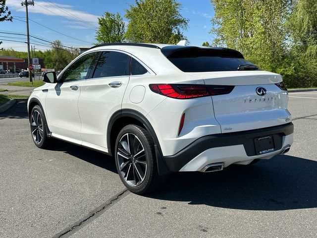 Used 2023 INFINITI QX55 Essential AWD/4WD image 2
