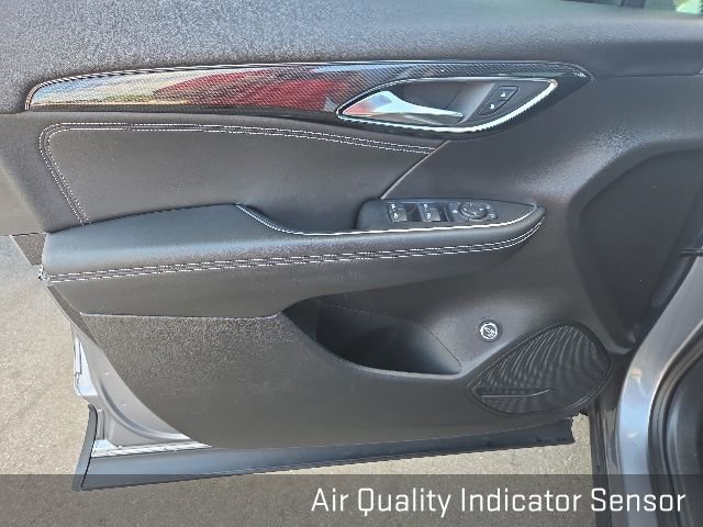 Used 2022 Buick Envision Preferred FWD image 29