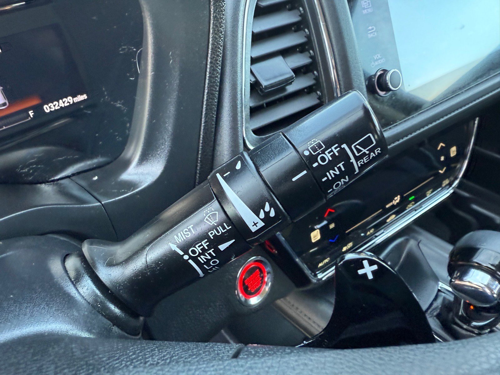 Used 2020 Honda HR-V EX image 36