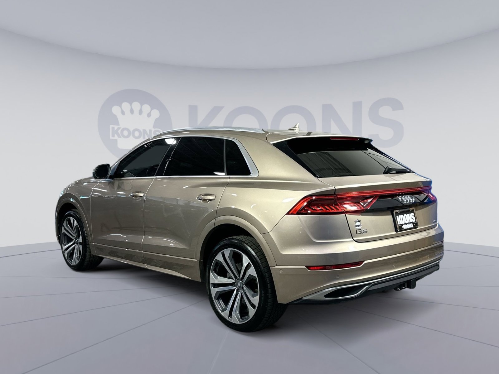 Used 2019 Audi Q8 Prestige image 4