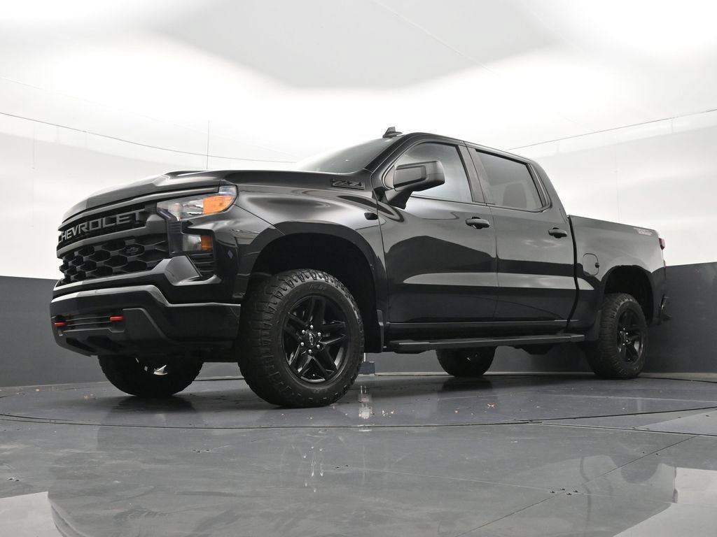 Used 2023 Chevrolet Silverado 1500 Custom Trail Boss w/ LPO, Dark Essentials Package AWD/4WD image 23