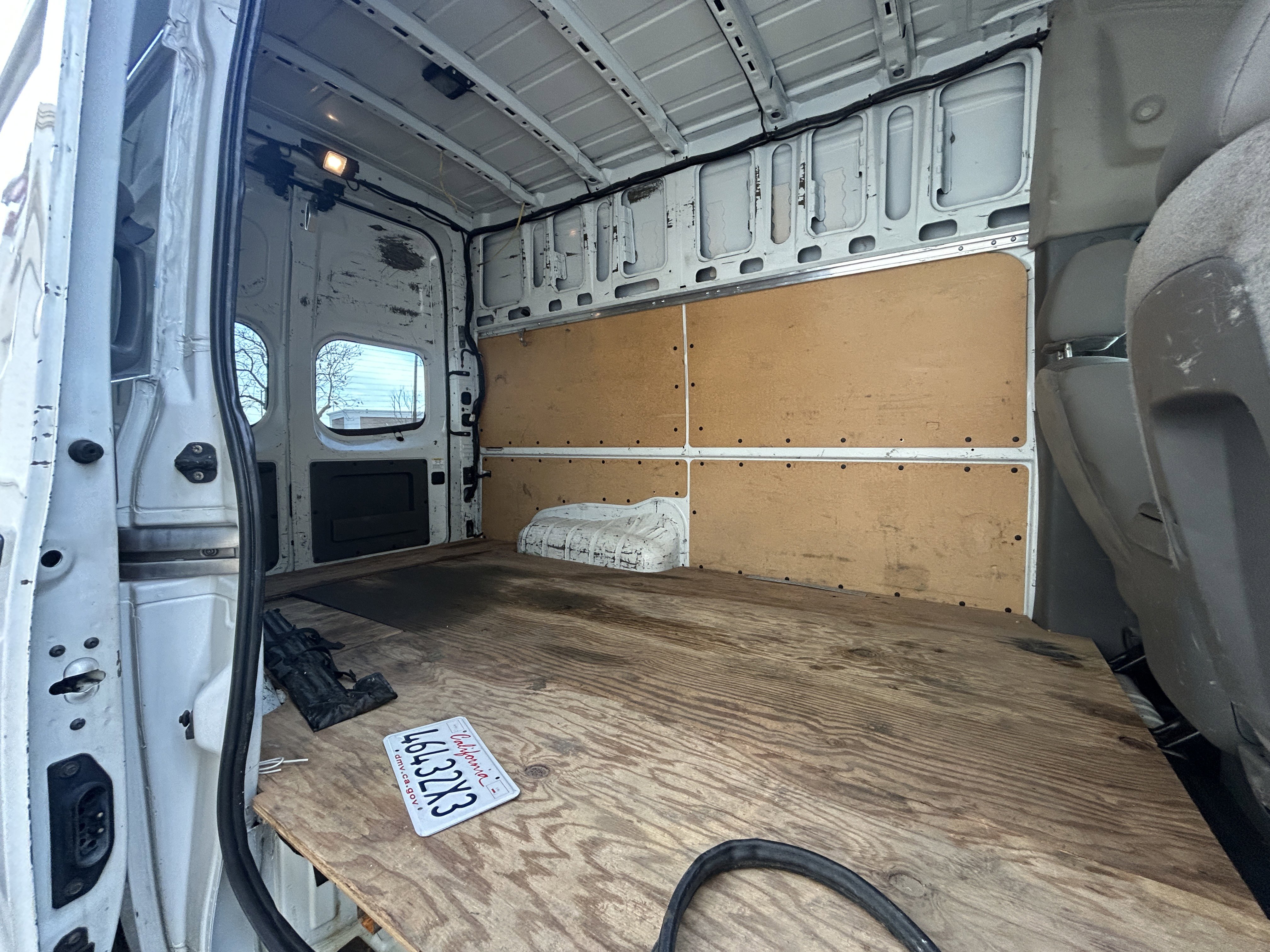 Used 2012 Nissan NV 2500 SV w/ Side Curtain Airbag Pkg image 22