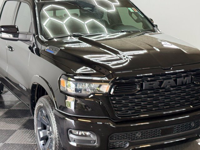 Used 2025 RAM 1500 Big Horn AWD/4WD image 4