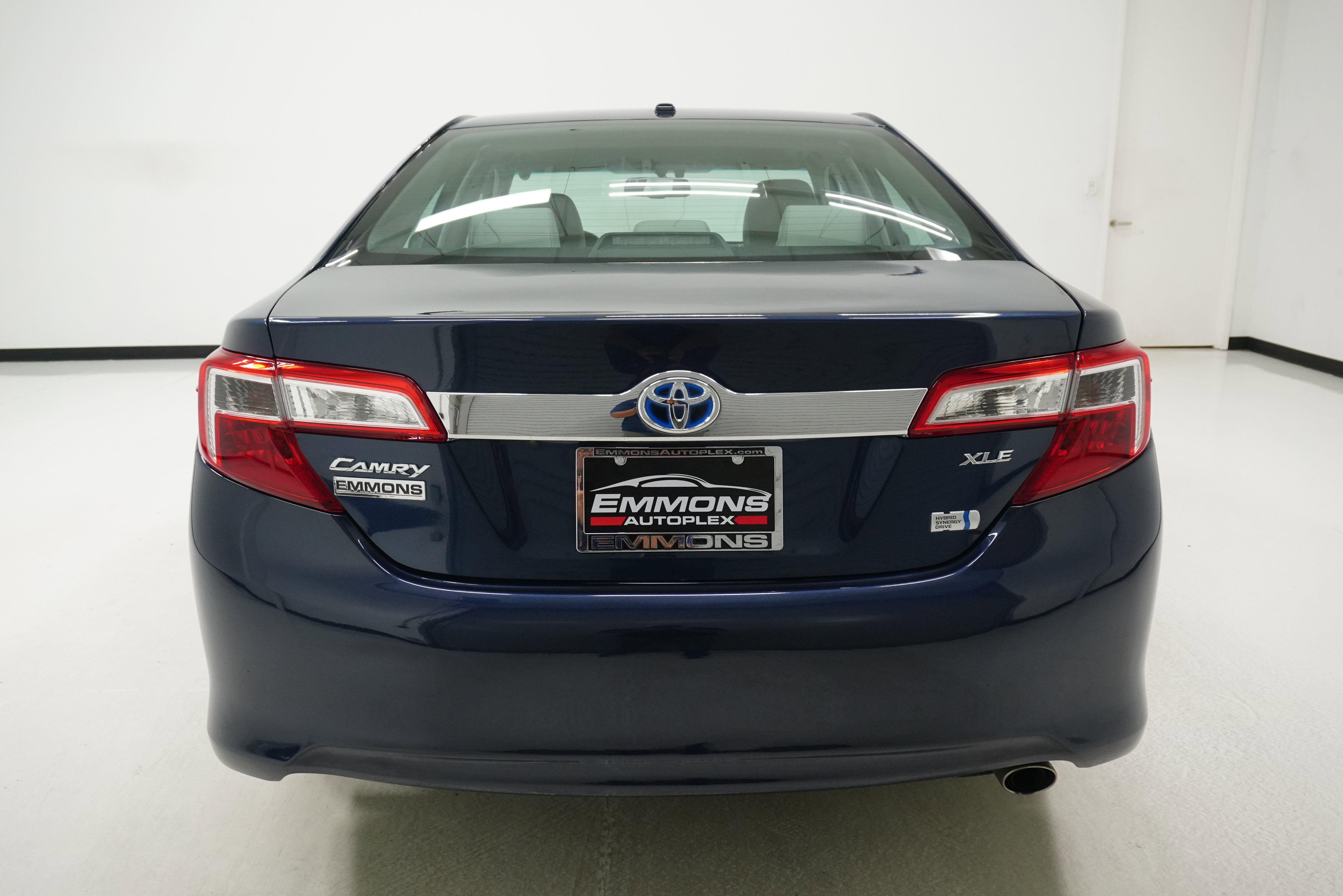 Used 2014 Toyota Camry XLE image 5