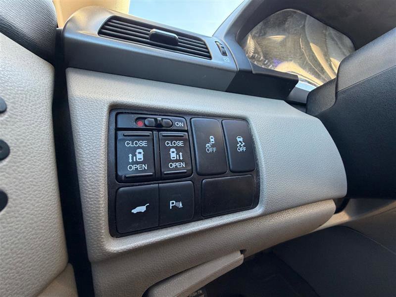 Used 2012 Honda Odyssey Touring Elite image 17
