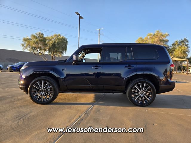 Certified 2026 Lexus GX 550 w/ Accessory Package (2T) AWD/4WD image 3