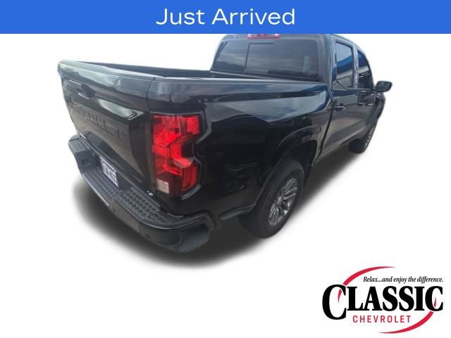 Used 2024 Chevrolet Colorado LT w/ LT Convenience Package image 13