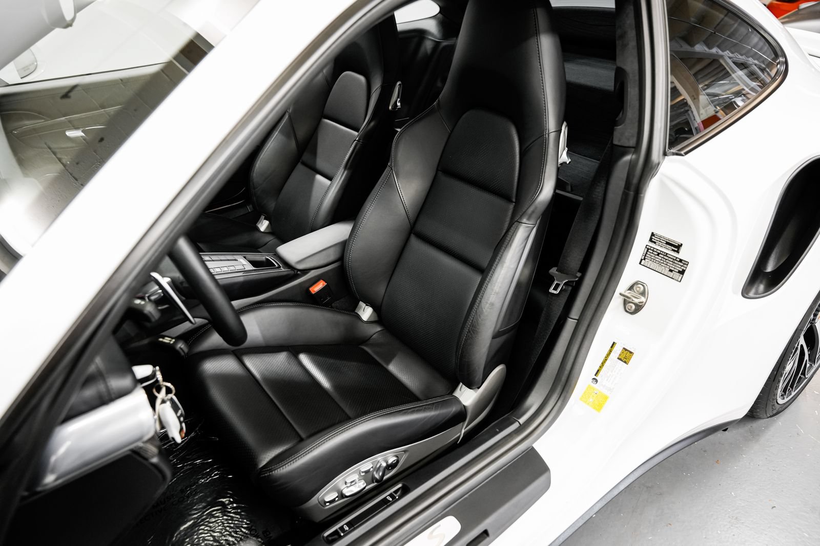 Used 2014 Porsche 911 Turbo S AWD/4WD image 20