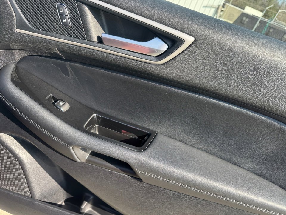 Used 2019 Ford Edge SEL w/ Equipment Group 201A image 35