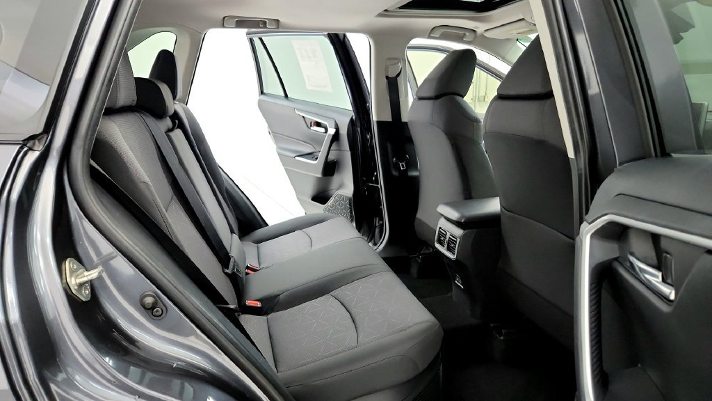 Certified 2025 Toyota RAV4 XLE w/ Convenience Package AWD/4WD image 18