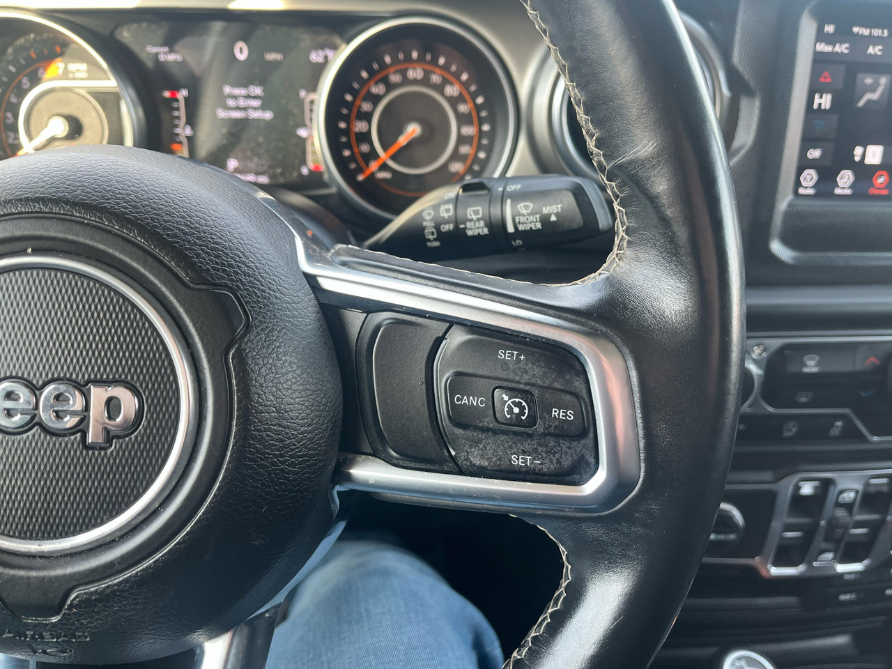 Used 2018 Jeep Wrangler Unlimited Sahara w/ LED Lighting Group image 13