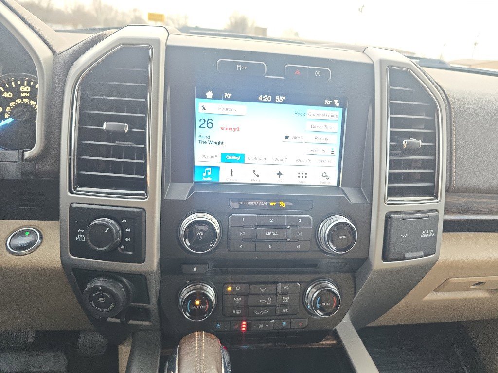 Used 2018 Ford F150 Lariat w/ Equipment Group 502A Luxury image 25