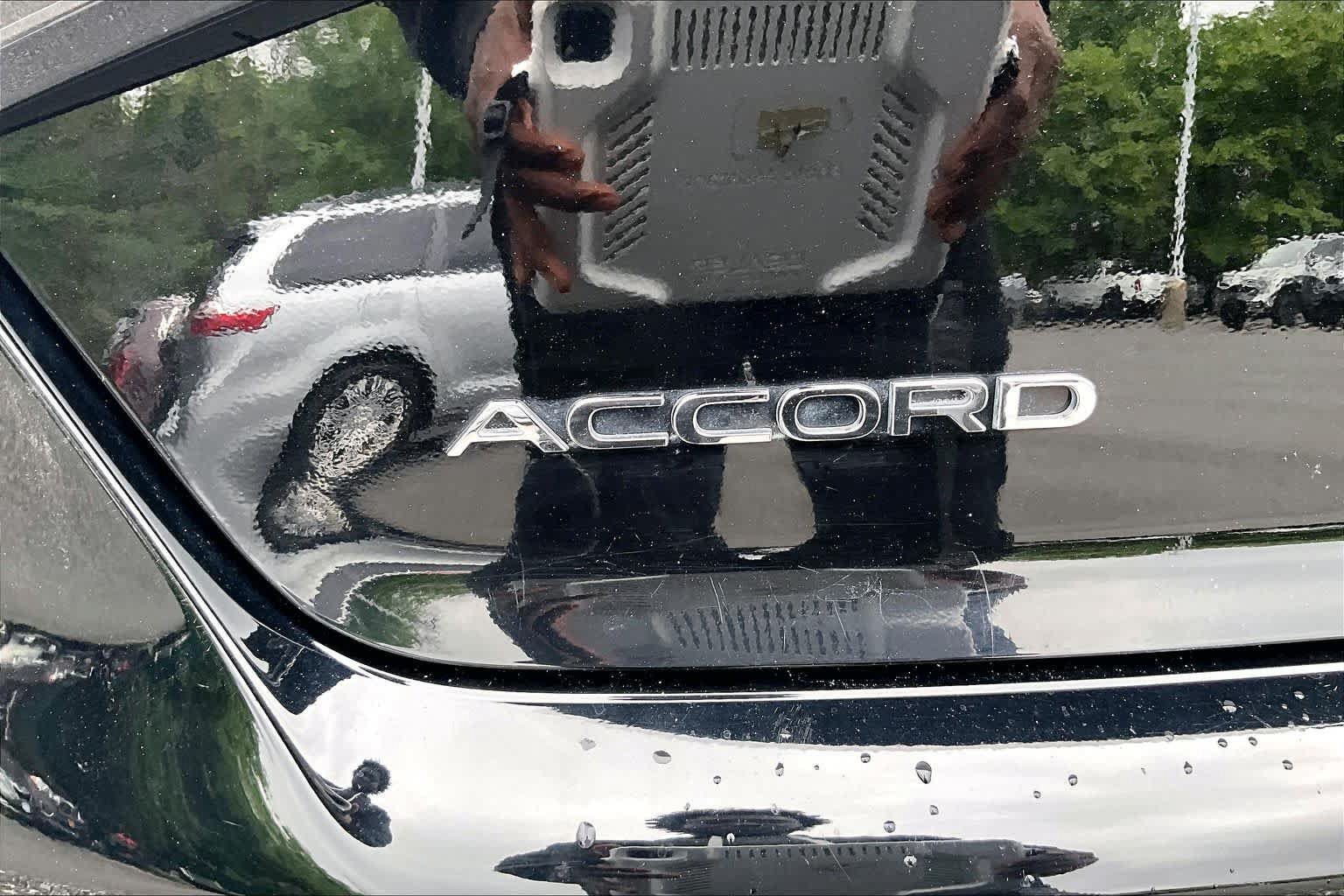 Used 2023 Honda Accord EX image 10