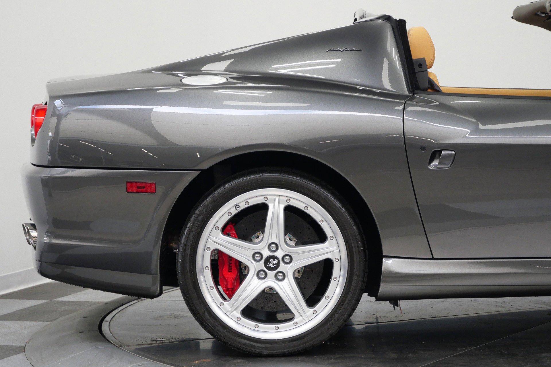 Used 2005 Ferrari 575M Maranello Superamerica RWD image 81