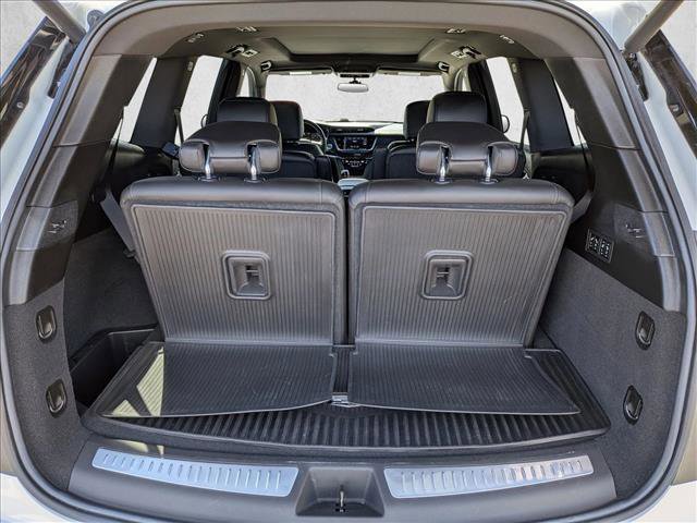 Used 2024 Cadillac XT6 Premium Luxury w/ LPO, Floor Liner Package FWD image 6
