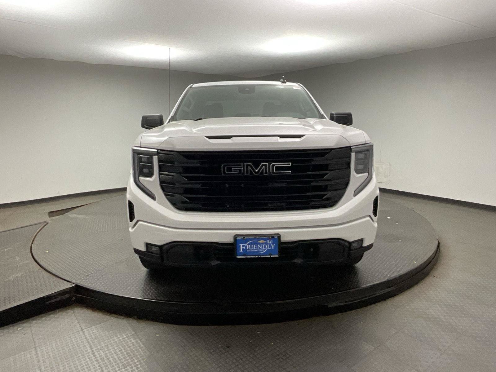 Certified 2023 GMC Sierra 1500 Elevation w/ LPO, Elevation Black Package AWD/4WD image 2