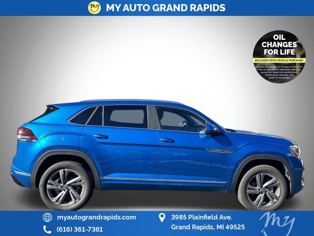 Used 2024 Volkswagen Atlas Cross Sport SEL R-Line image 8