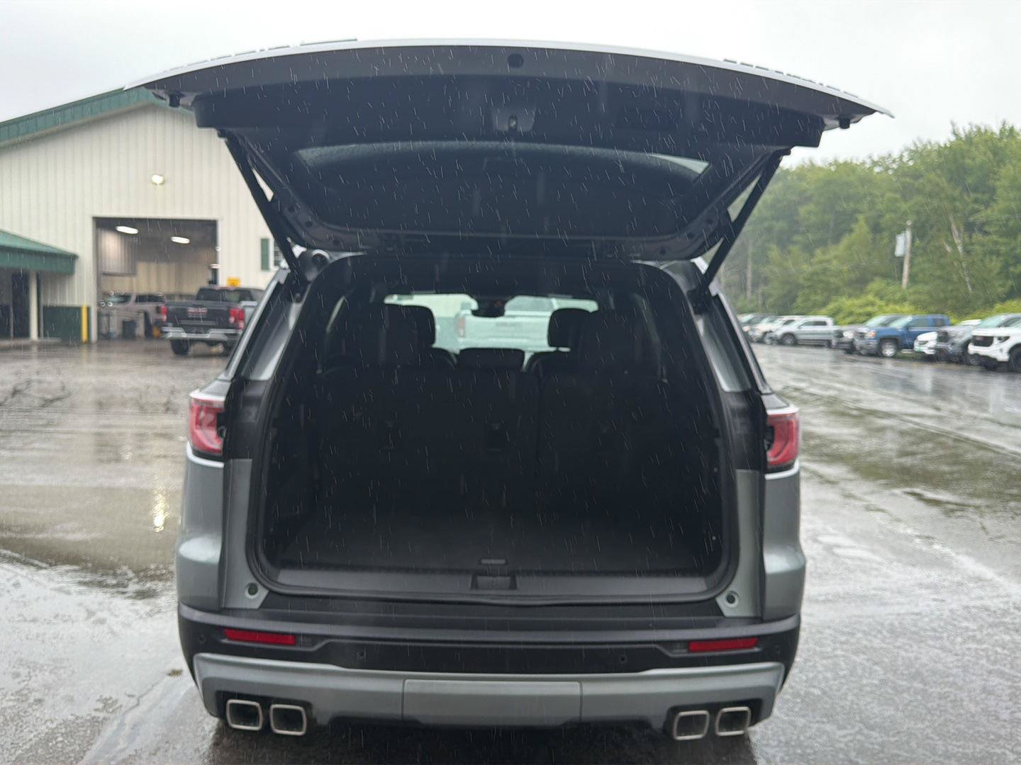 New 2026 GMC Acadia Elevation w/ Elevation Premium Package AWD/4WD image 9