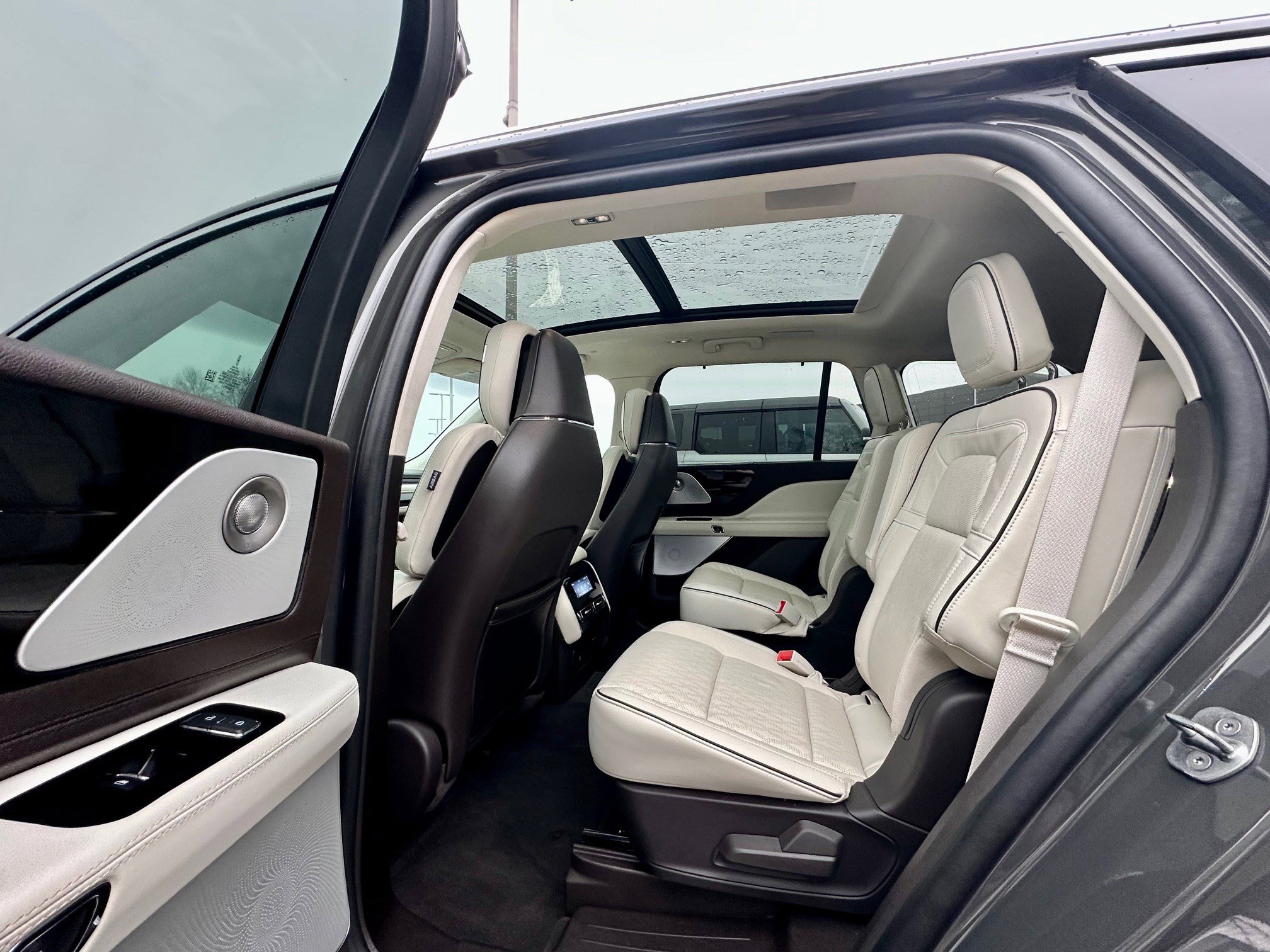 Used 2024 Lincoln Aviator Black Label w/ Dynamic Handling Package image 21