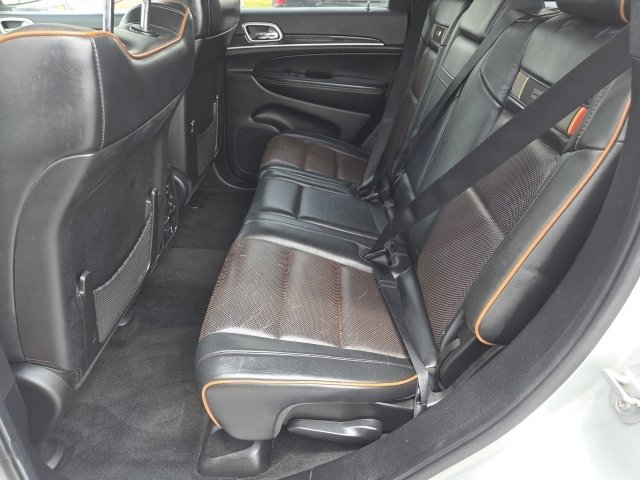 Used 2011 Jeep Grand Cherokee 70th Anniversary AWD/4WD image 13