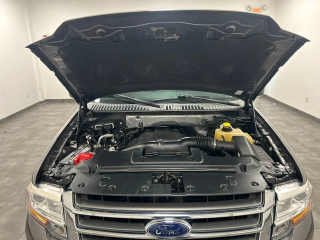 Used 2017 Ford Expedition Limited w/ Equipment Group 301A AWD/4WD image 36