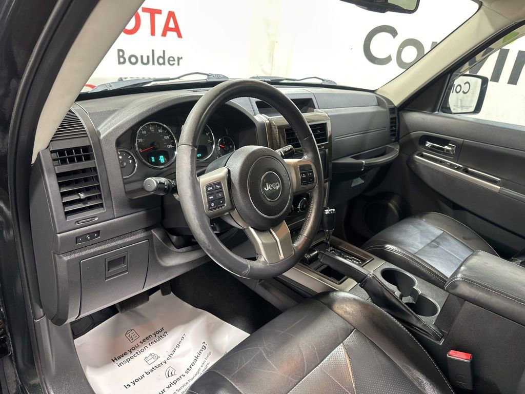Used 2012 Jeep Liberty Limited Jet image 25