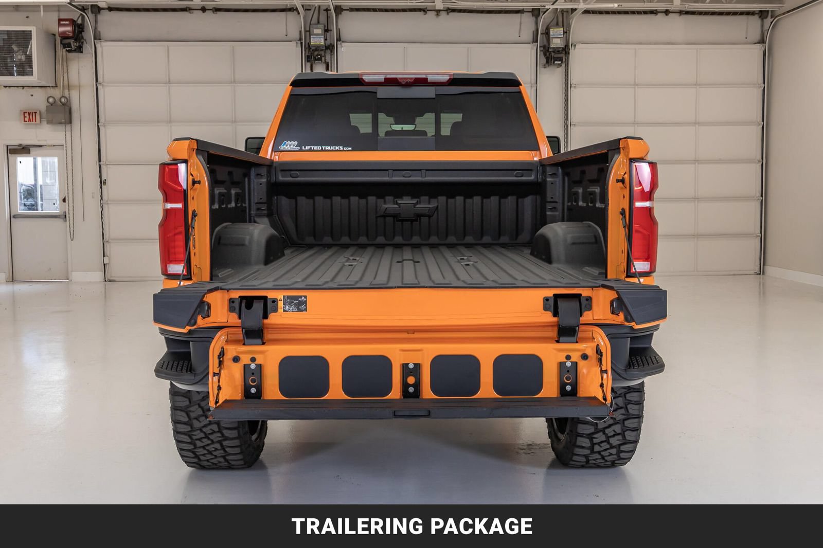 Used 2026 Chevrolet Silverado 2500 ZR2 AWD/4WD image 10