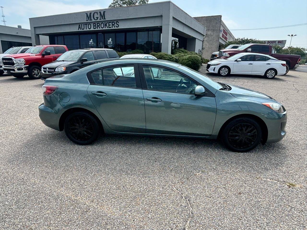 Used 2013 MAZDA MAZDA3 i SV w/ Convenience Pkg FWD image 46