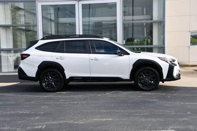 Used 2024 Subaru Outback Onyx Edition XT AWD/4WD image 6
