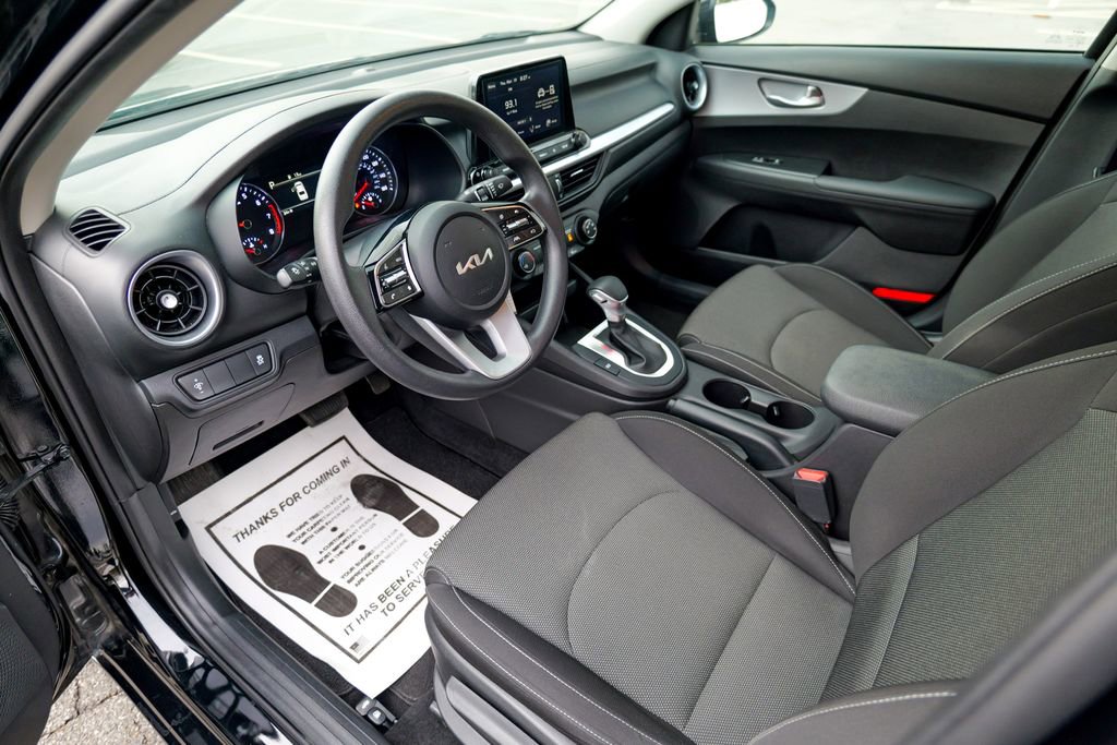 Used 2023 Kia Forte LXS image 17