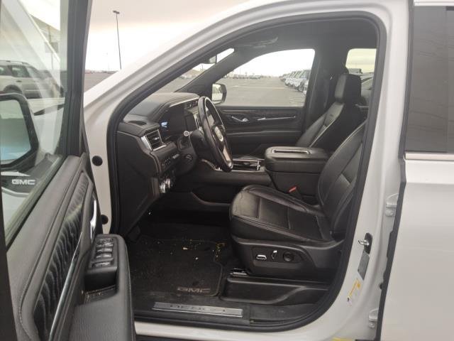 Used 2022 GMC Yukon Denali w/ Max Trailering Package AWD/4WD image 16
