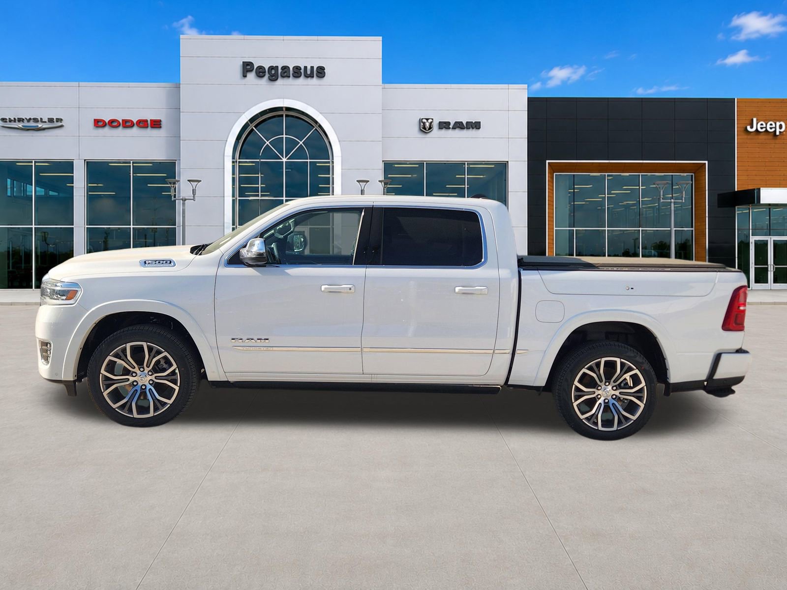 New 2026 RAM 1500 Tungsten w/ Trailer Tow Group AWD/4WD image 7
