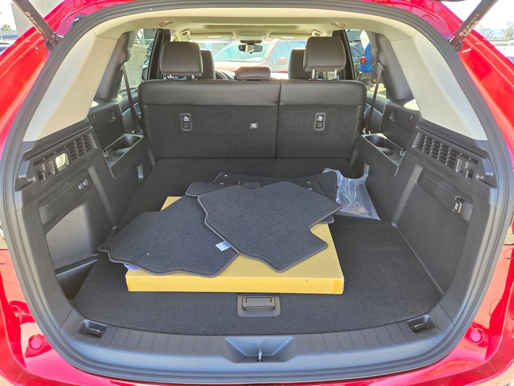 New 2026 MAZDA CX-70 3.3 Turbo w/ Preferred Package AWD/4WD image 18